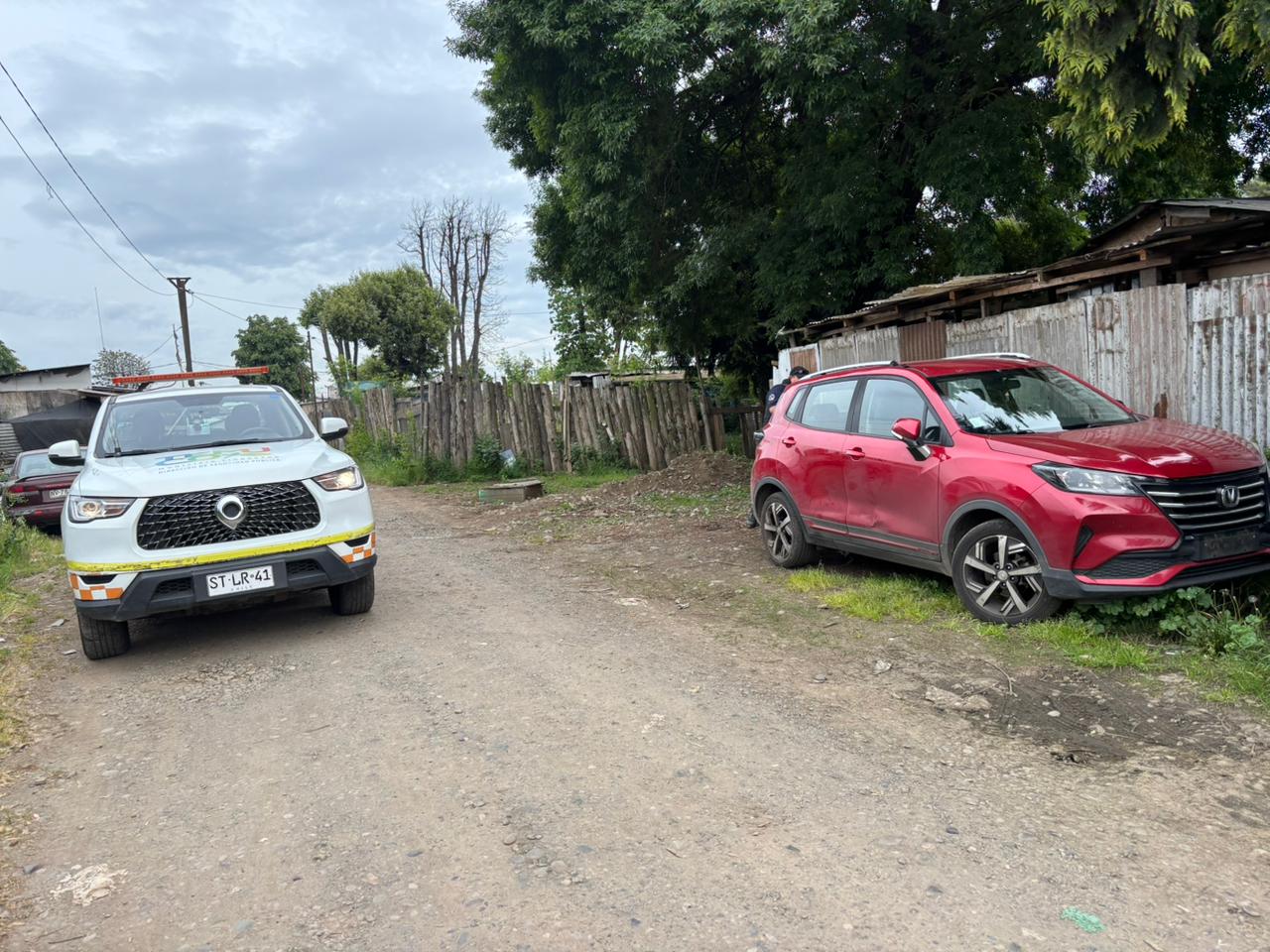 EN POCAS HORAS PATRULLEROS MUNICIPALES DE TEMUCO HALLAN EN TOMA UN VEHÍCULO QUE ESTARÍA VINCULADO A VIOLENTO ASALTO