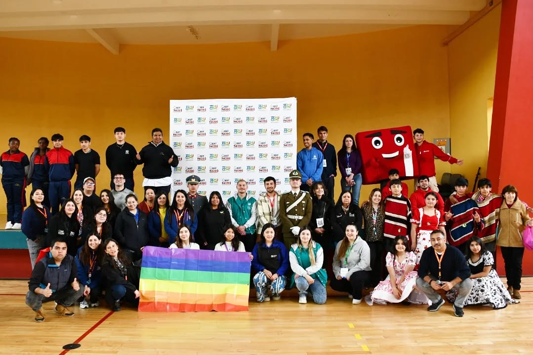 DESCUBRIENDO FUTURO: PEDRO DE VALDIVIA VIVE SU 2ª FERIA VOCACIONAL