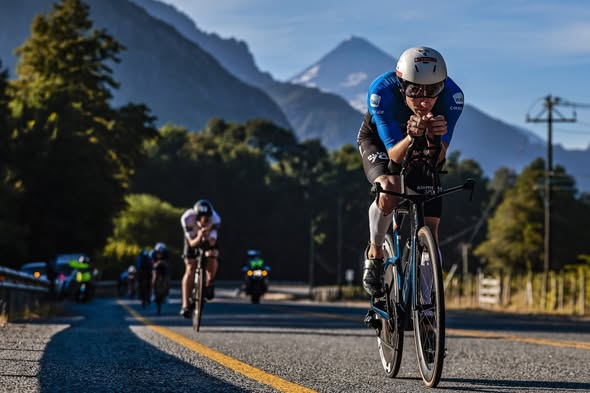 CLUB DEPORTIVO UC ABRE CUPOS GRATUITOS PARA DEPORTISTAS CON DISCAPACIDAD EN EL ITAÚ IRONMAN 70.3 PUCÓN 2026