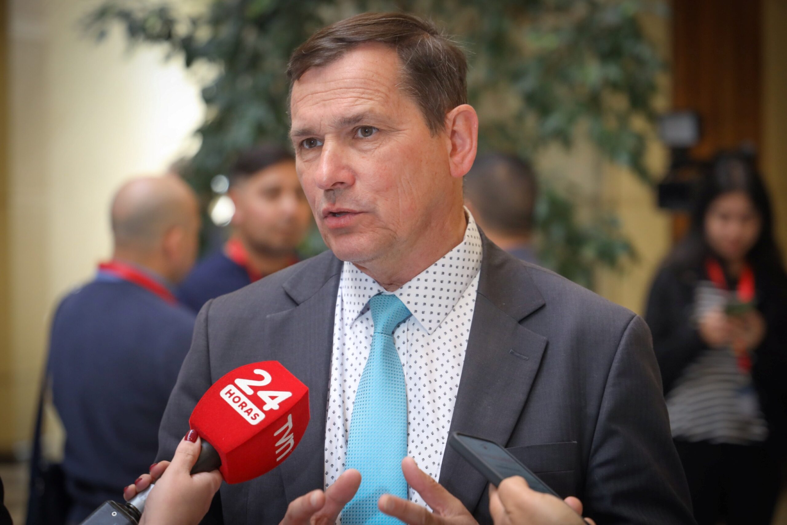 DIPUTADO JORGE RATHGEB POR ALERTAS DE SEGURIDAD EN AEROPUERTO DE LA ARAUCANÍA: “ESTA MEDIDA PARA VARIAR LLEGA TARDE”