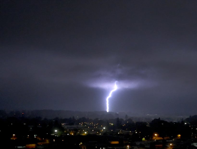 ANOCHE EN TEMUCO HUBO TORMENTA ELÉCTRICA