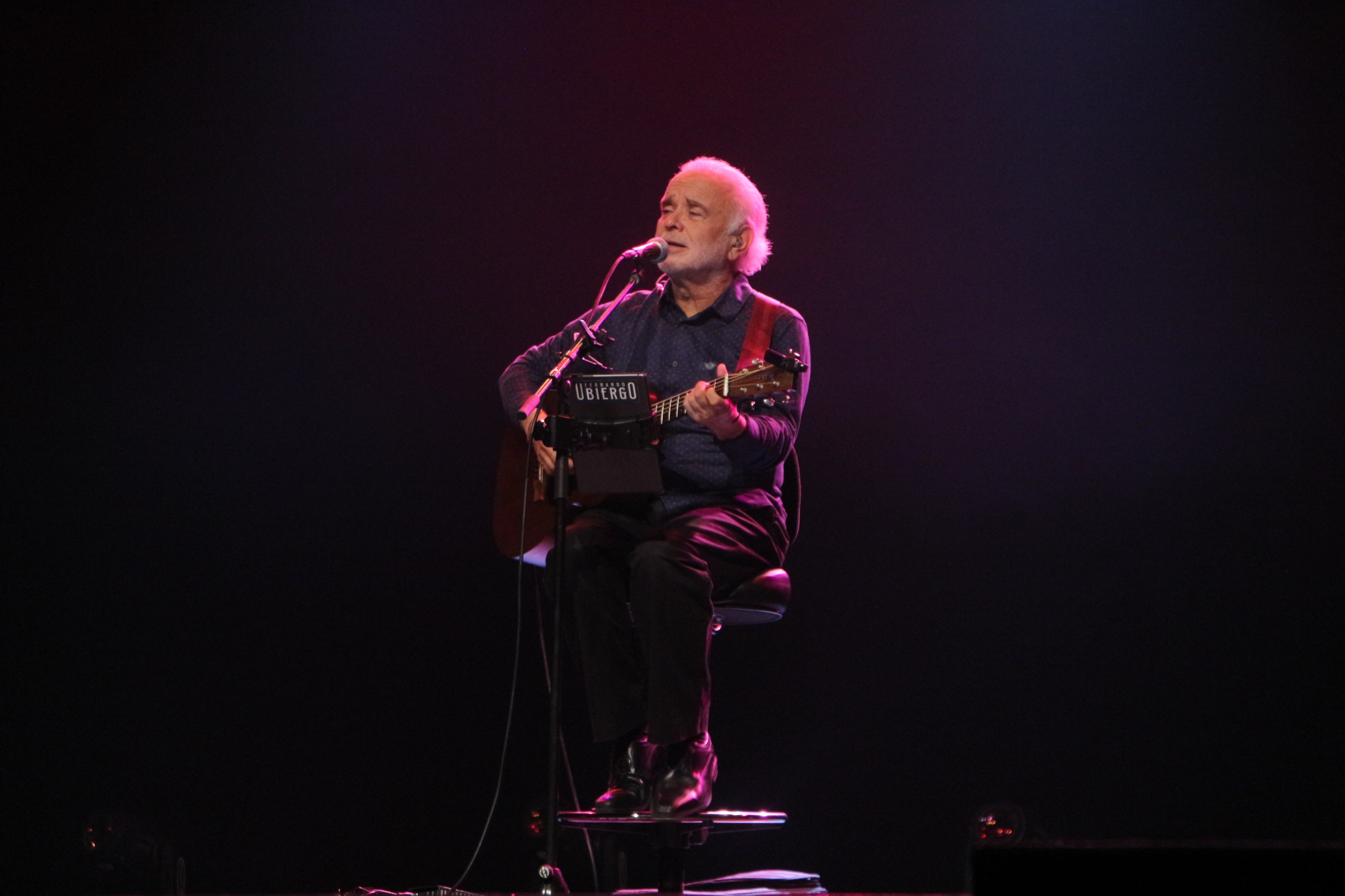 ARTISTAS DE DISTINTOS TERRITORIOS DE LA ARAUCANÍA SON RECONOCIDOS POR LA SEREMI DE LAS CULTURAS EN LOS PREMIOS REGIONALES 2025