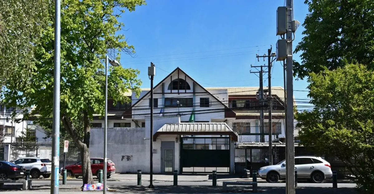 Nuevo «Error Administrativo» en la ciudad de Temuco: Dejan en libertad a imputado por tráfico de drogas, por suerte el «sujeto» era honesto y se entregó luego.