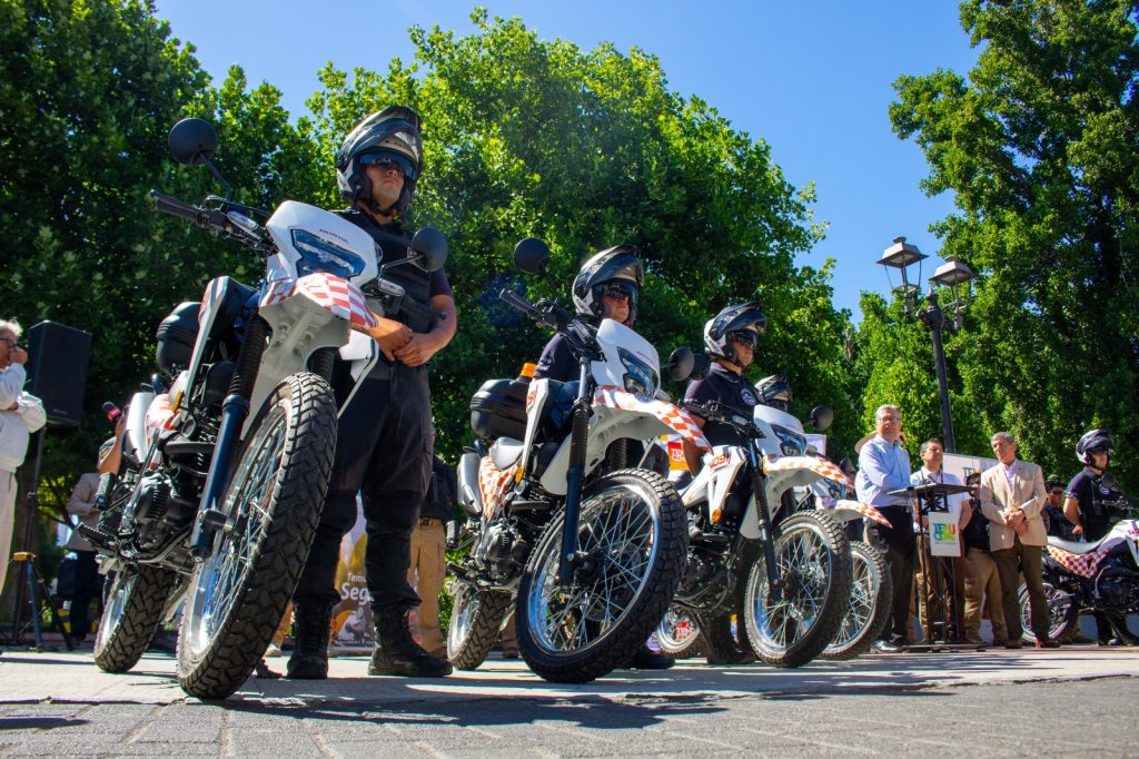 REGLAS CLARAS, PROTECCIÓN A FUNCIONARIOS Y MAYORES HERRAMIENTAS PREVENTIVAS: GOBIERNO PROMULGÓ LA LEY DE SEGURIDAD MUNICIPAL