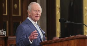 Tras críticas de Trump: «Carlos III reivindica el rol de la OTAN ante el Congreso de EE.UU.»