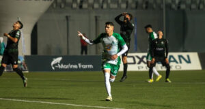 Con penal regalado por el árbitro, Club de Deportes Puerto Montt, venció en el estadio del Chimquihue.