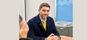 Comienza reducción de jornada laboral a 42 horas: «Autoridades refuerzan llamado a cumplir la Ley de 40 Horas»