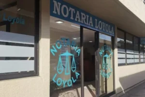 Notaría Loyola de Temuco lleva varios días sin entregar servicio.