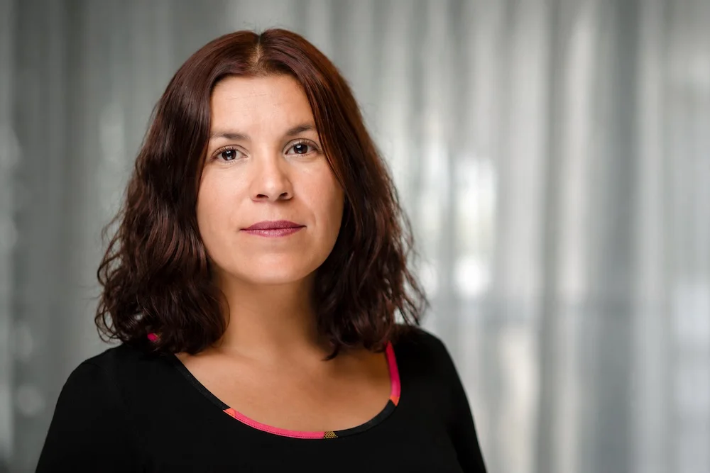 OPINIÓN: Cuando defender al pueblo se vuelve delito. «La persecución contra la abogada Karina Riquelme»