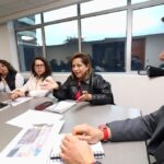 Denuncian peligro de electrocución en más de 900 departamentos en la comuna Padre Las Casas.