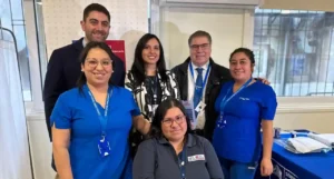 Seremi de Salud y Trabajo habilitan punto de vacunación en Chile Atiende.