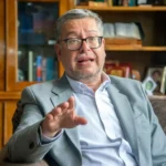 OPINIÓN: «Cuando la verdad se convierte en un bien público: «El desafío de defender el periodismo en la era de la desinformación»