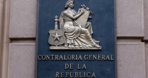 Casi $10 mil millones en disputa: «Pelea entre Saffirio y el Consejo Regional mantiene congelados más de 1.700 proyectos»