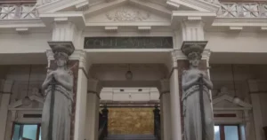 Corte Suprema confirma rechazo de recurso contra Municipalidad de Pucón por construcciones conocidas como “Tomas VIP”