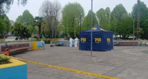 Nueva Imperial: «Hombre fallece tras riña en la Plaza de Armas y un detenido será formalizado.»